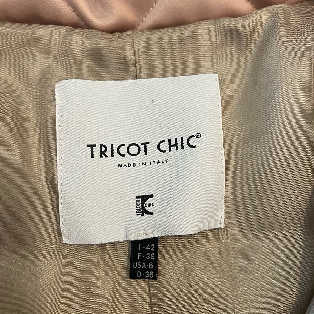 Tricot Chic Jacket - Picture 4 of 16